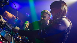  MG 7548 Groove Circle